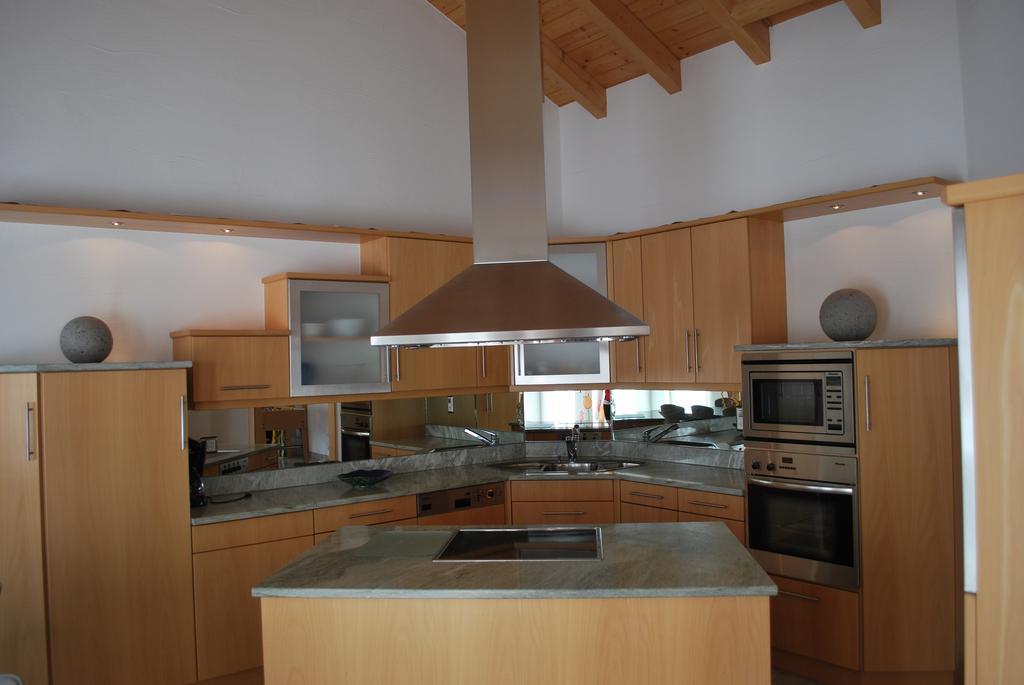 סאס-גרונד Aquarell Apartments חדר תמונה